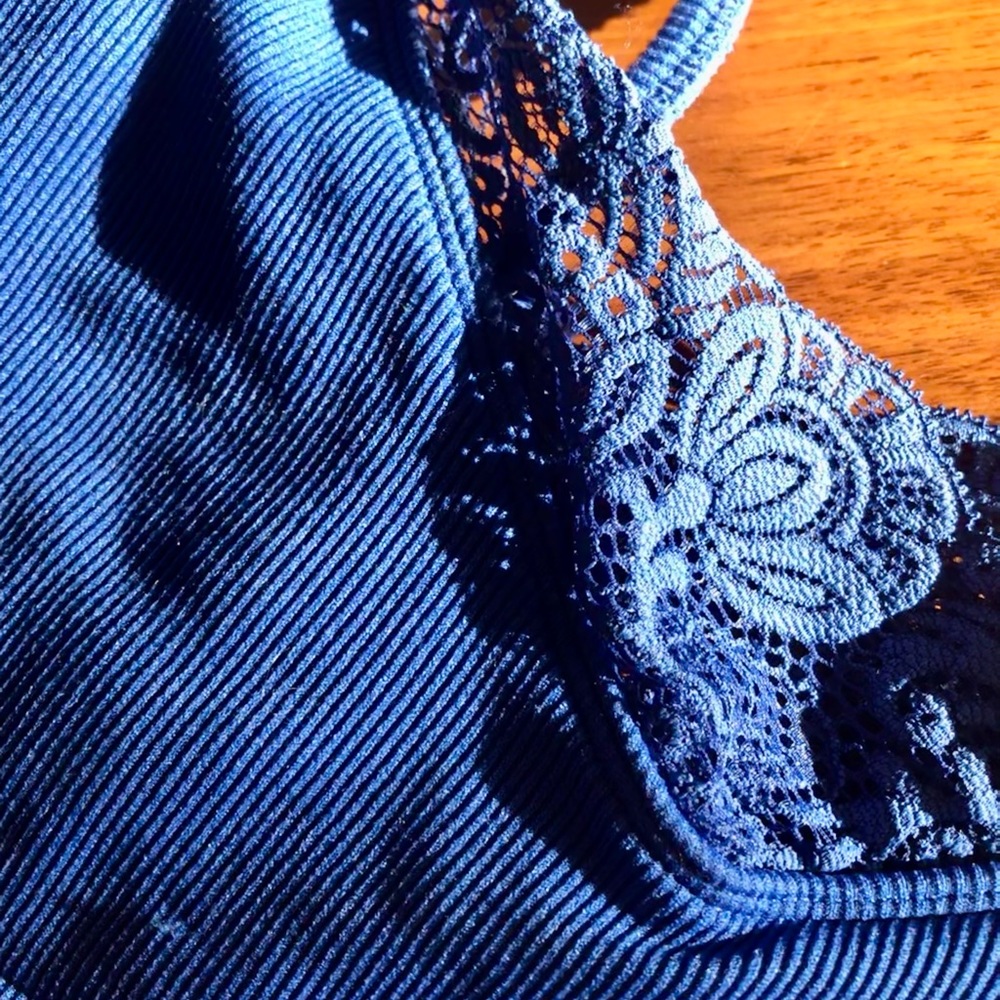 Bralette - Picture 3 of 6